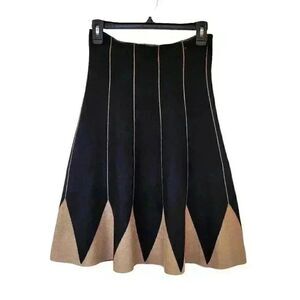 Max Studio Women's Black & Tan Viscose/Poly Sweater Knit Pleated Fit & Flare Pul